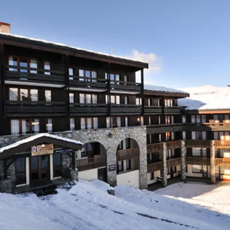 Renove 2 Pieces Avec Balcon, Proche Pistes, Parking Et Animaux Acceptes - Fr-1-181-1938 *