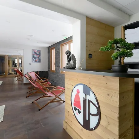 Renove 2 Pieces Avec Balcon, Proche Pistes, Parking Et Animaux Acceptes - Fr-1-181-1938 Apartment *