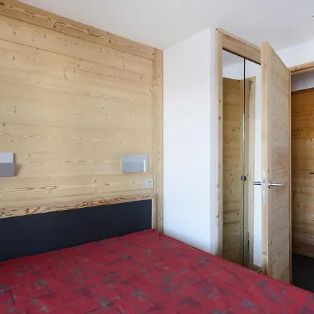 Renove 2 Pieces Avec Balcon, Proche Pistes, Parking Et Animaux Acceptes - Fr-1-181-1938 Apartment *